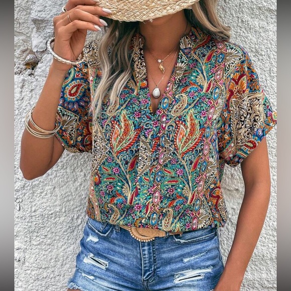 Boho floral paisley print batwing sleeve notched neck blouse - Picture 5 of 6